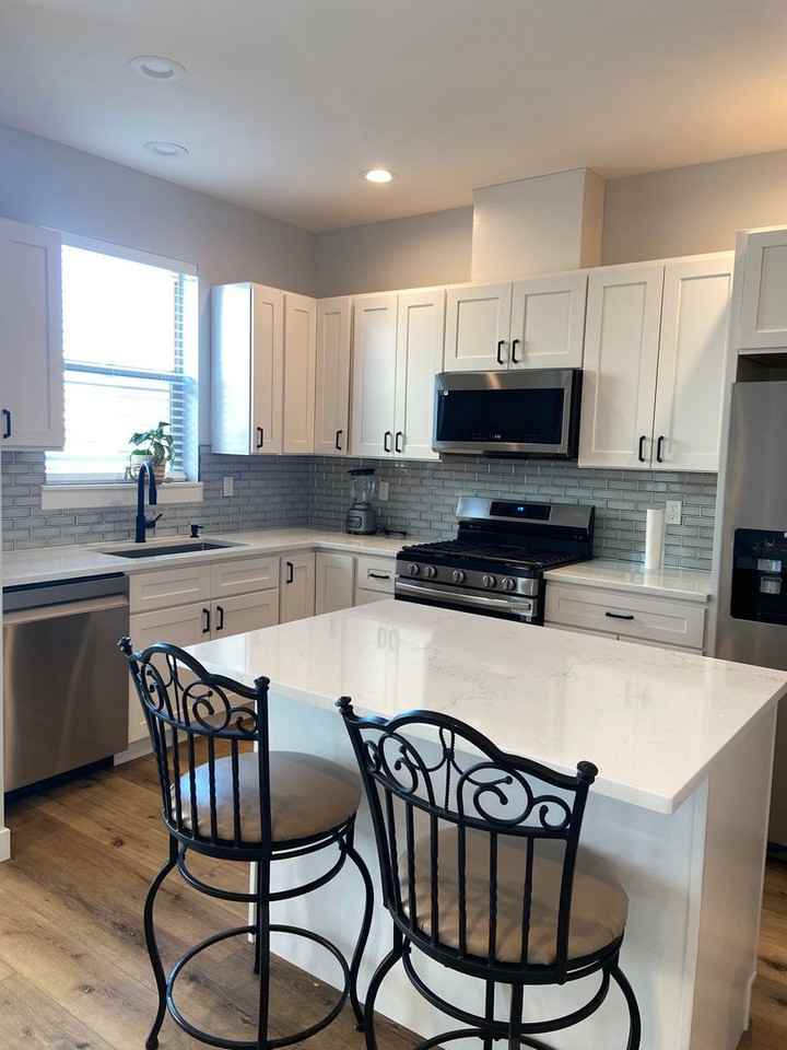 117 Southshore Ave - Photo 4 of 19