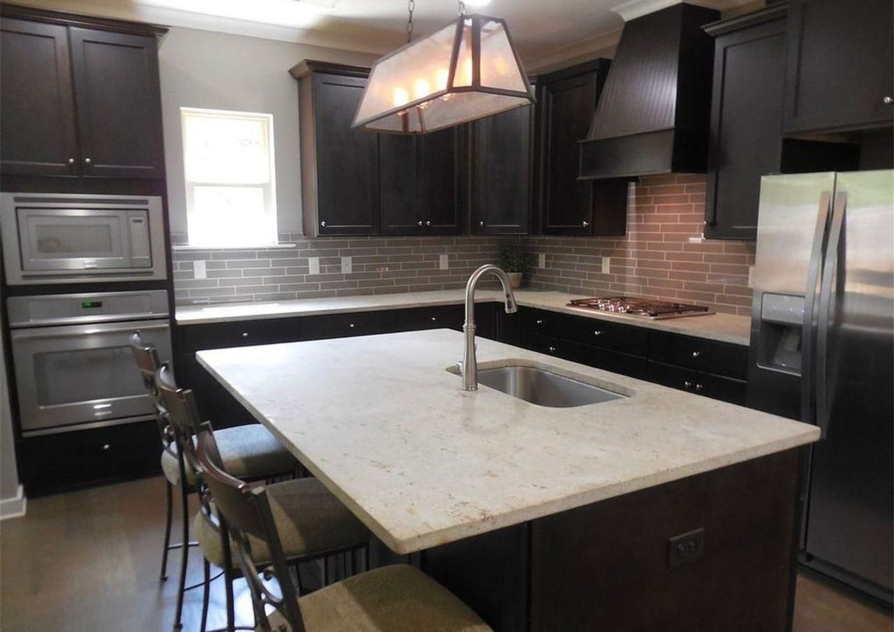 5211 Park Side Cir - Photo 4 of 14