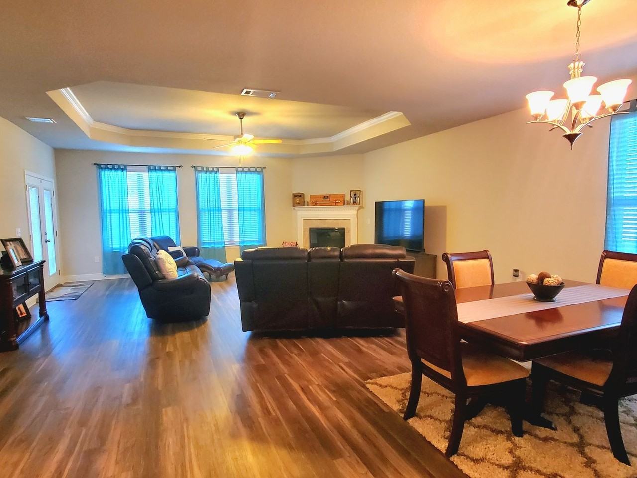 820 Oak Aly - Photo 2 of 21