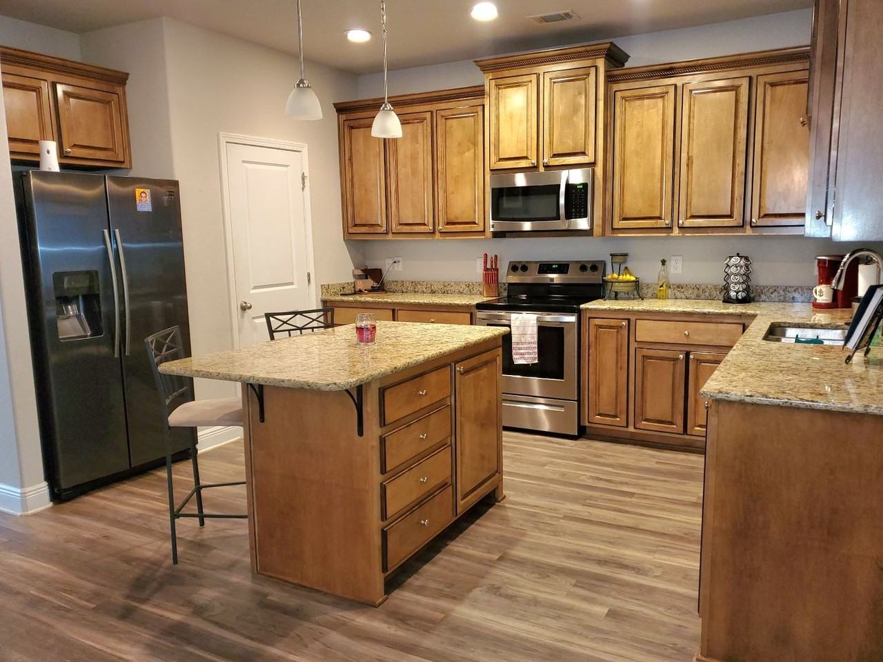 820 Oak Aly - Photo 4 of 21