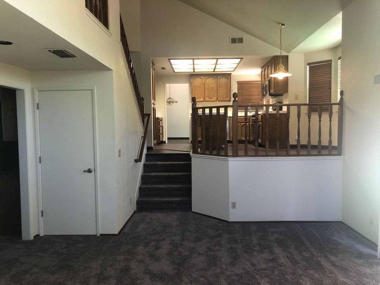 1401 Orwell Dr - Photo 3 of 15