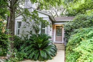 featured image of 135 Tuxedo Ave