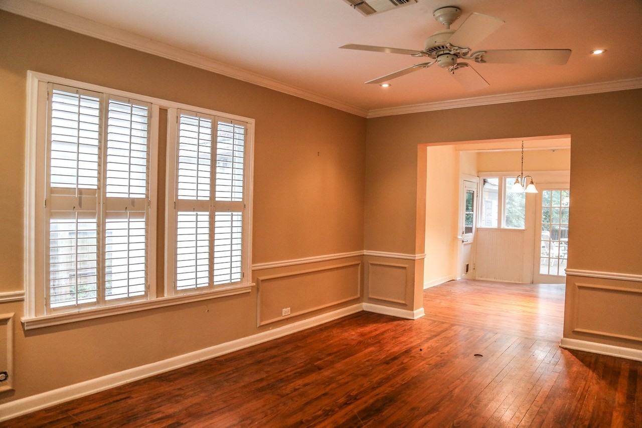 135 Tuxedo Ave - Photo 4 of 22