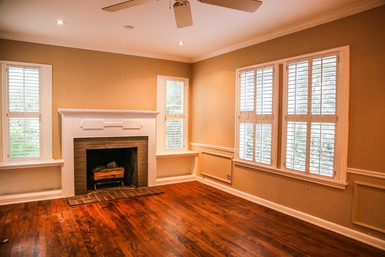135 Tuxedo Ave - Photo 2 of 22