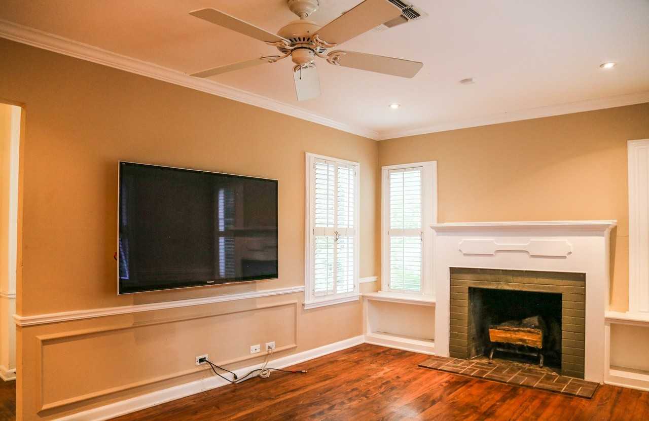 135 Tuxedo Ave - Photo 3 of 22
