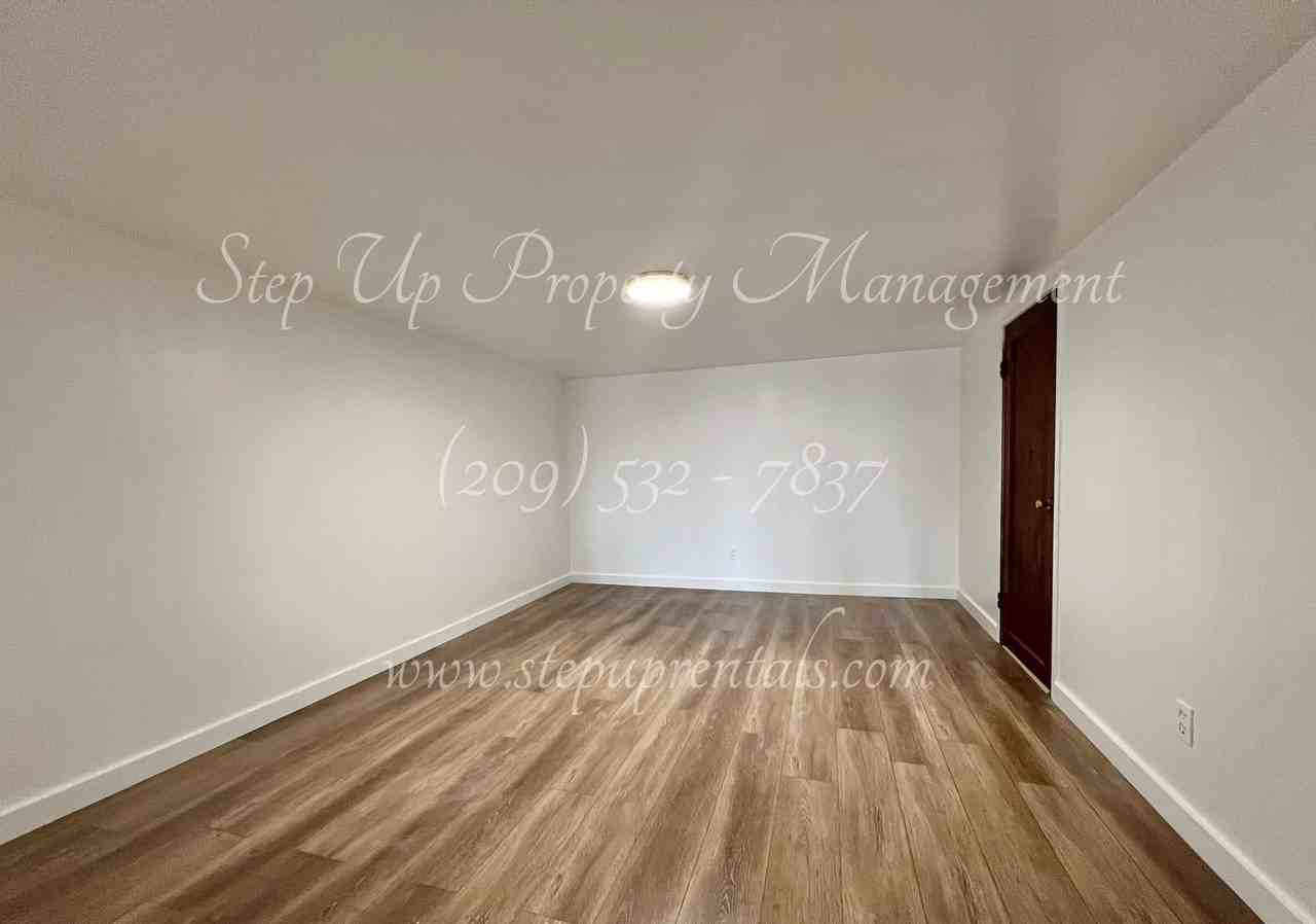 113 W Sunset St #B - Photo 7 of 10