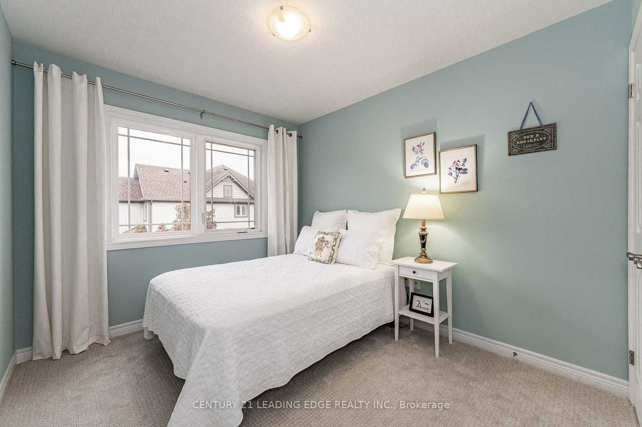 355 Macalister Blvd #15 - Photo 3 of 14