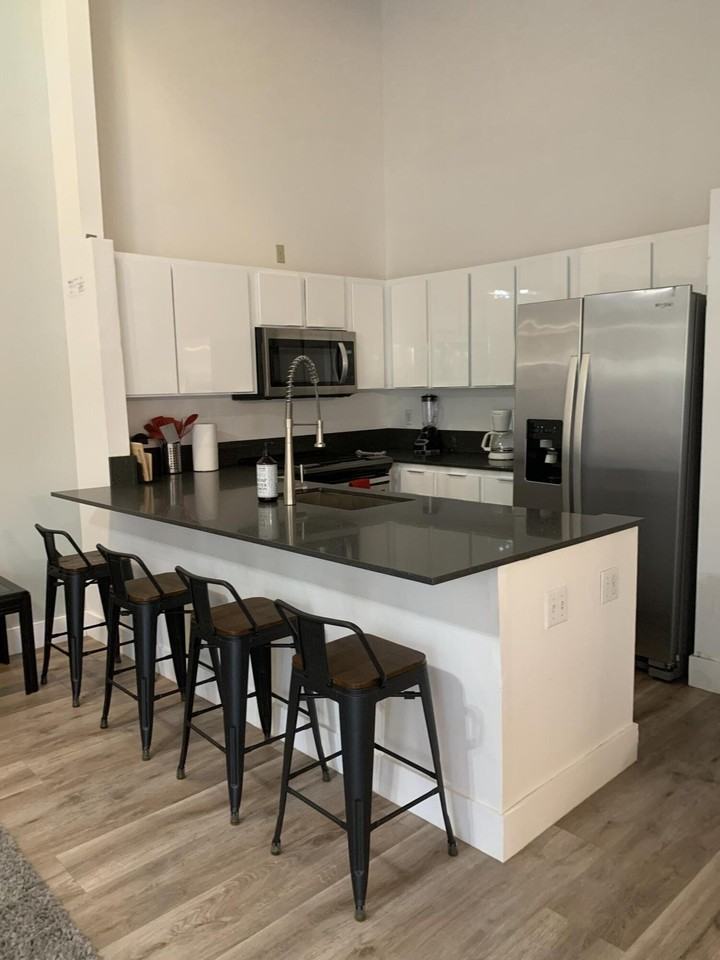 1339 Periwinkle Pl #1 - Photo 4 of 24