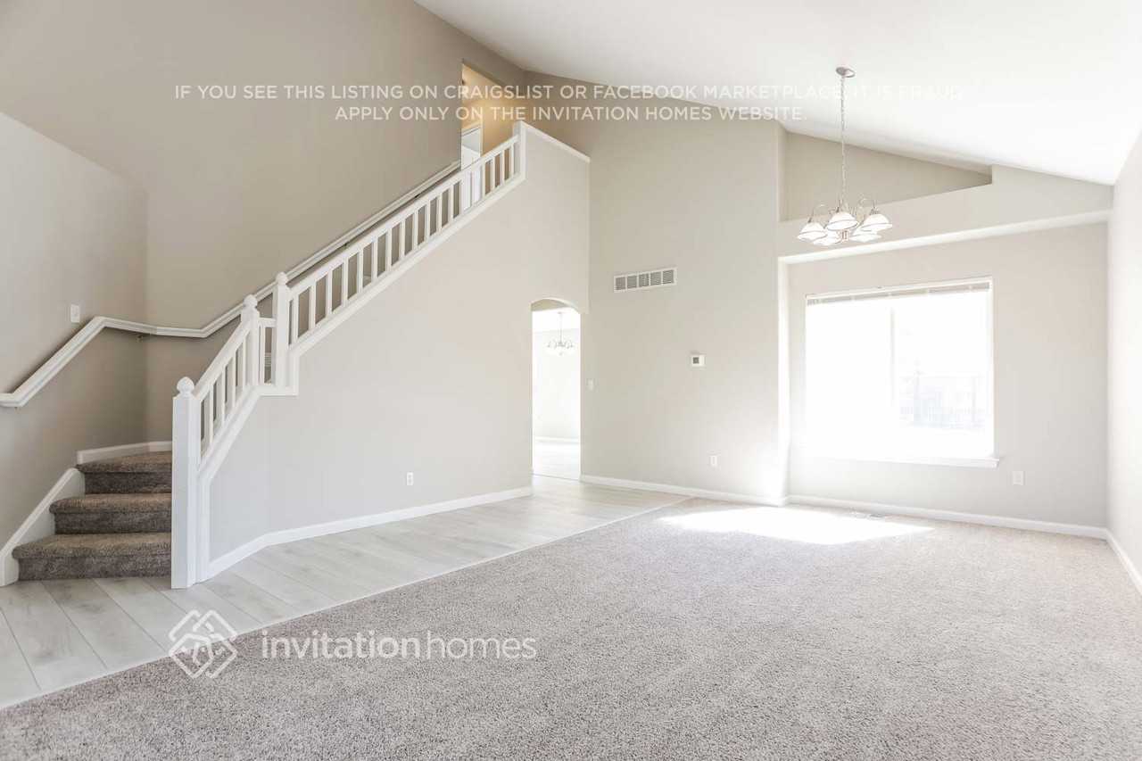 22404 E Dorado Dr - Photo 2 of 17