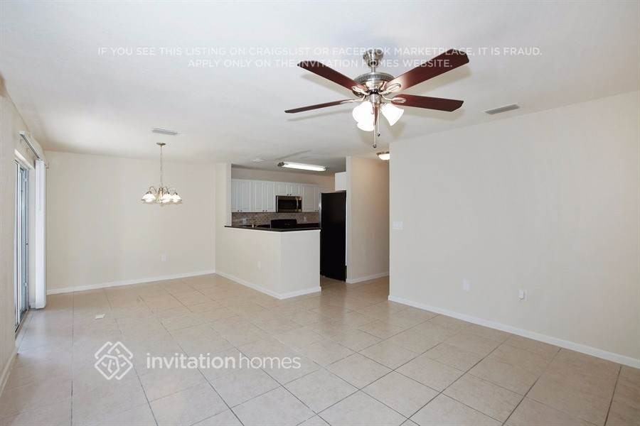 9337 Nw 55th St - Photo 2 of 17