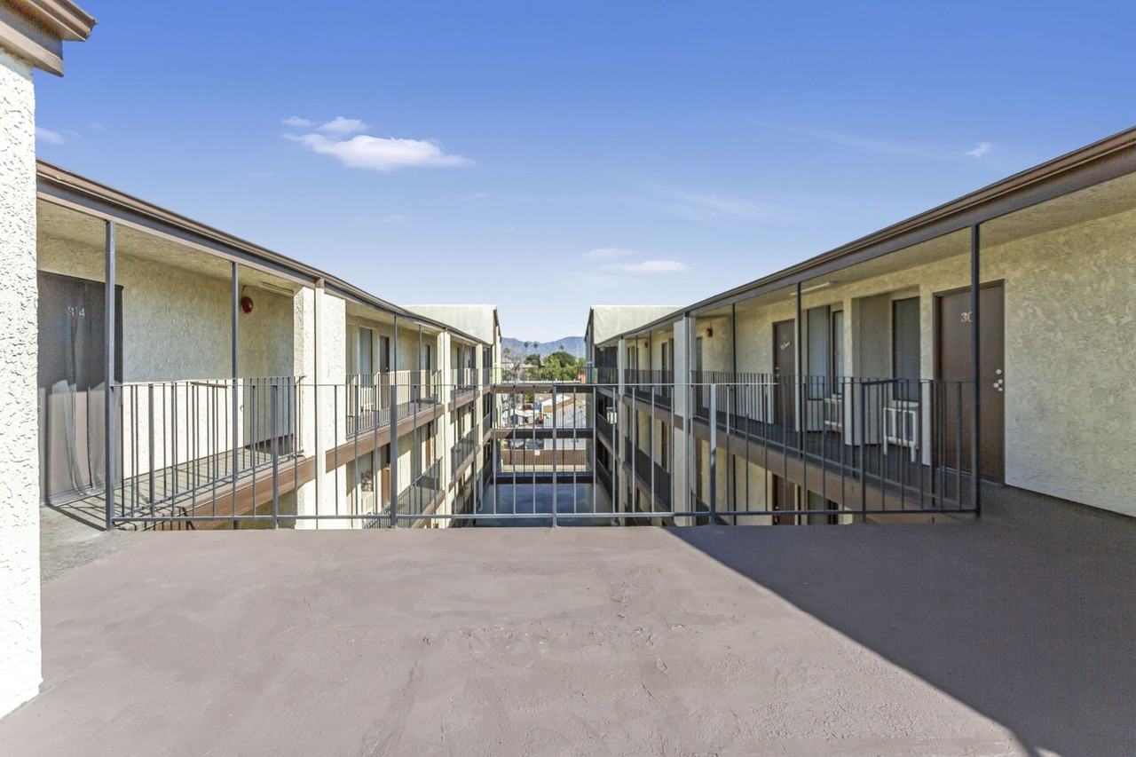 Vanowen Square Apartments - Photo 3 of 11