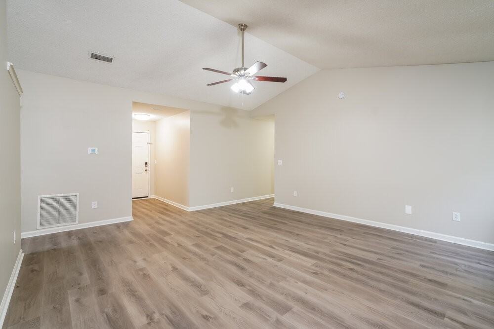 2929 Owl Ct - Photo 5 of 16