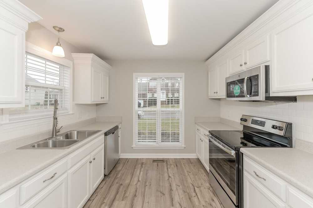 1209 Annapolis Cir - Photo 7 of 16