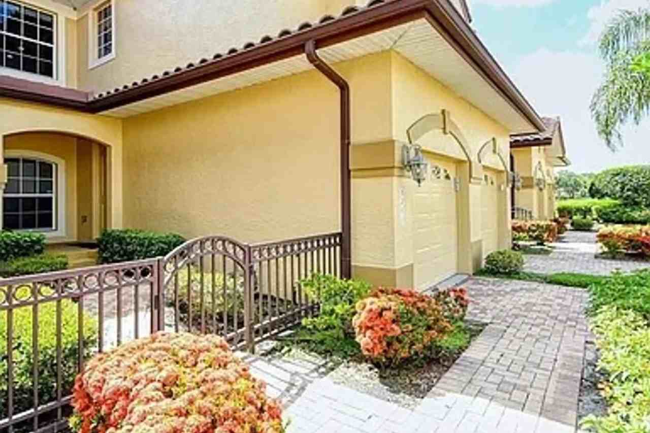 8263 Miramar Way - Photo 3 of 50