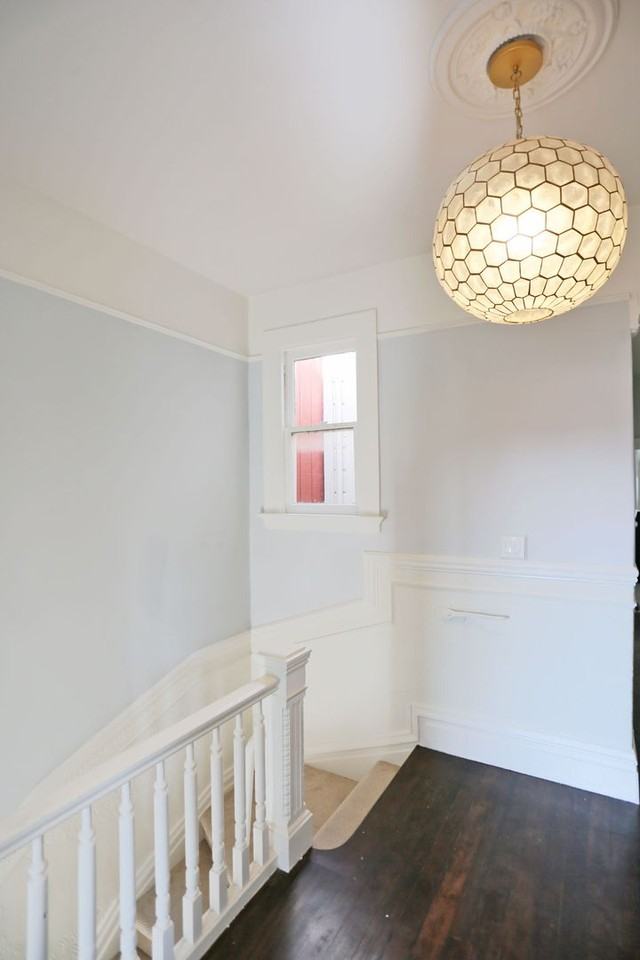 144 10th Ave - Photo 2 of 32