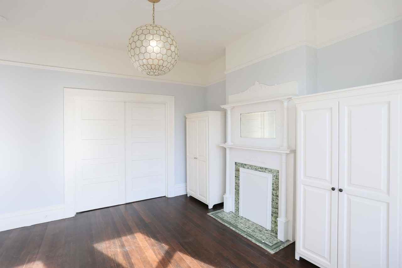 144 10th Ave - Photo 6 of 32