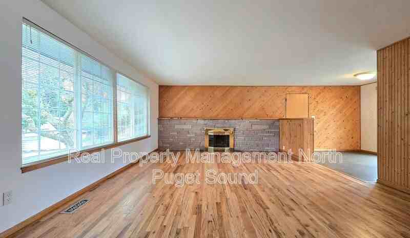 8002 W Glen Dr - Photo 4 of 22