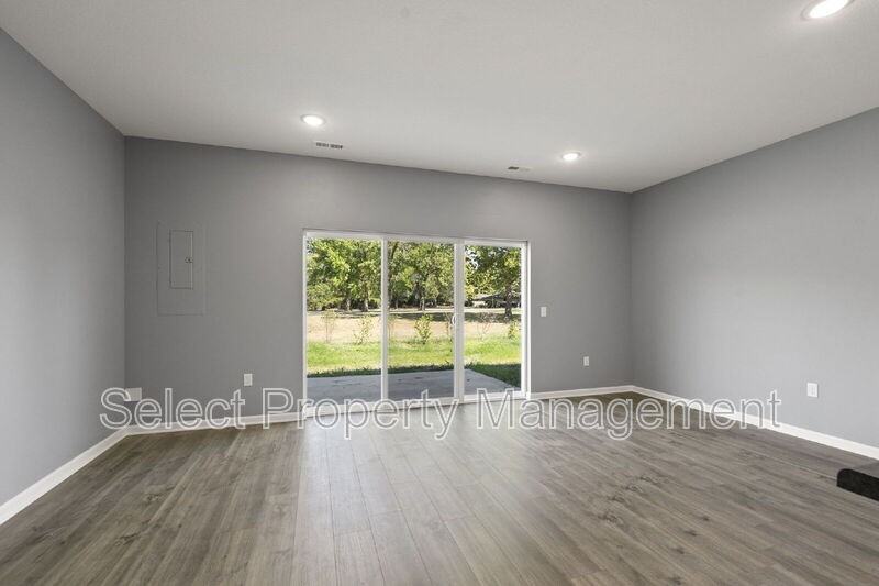 7079 Homestead Rd - Photo 3 of 41