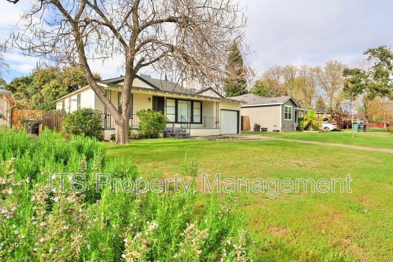 2733 Marilona Dr - Photo 2 of 50