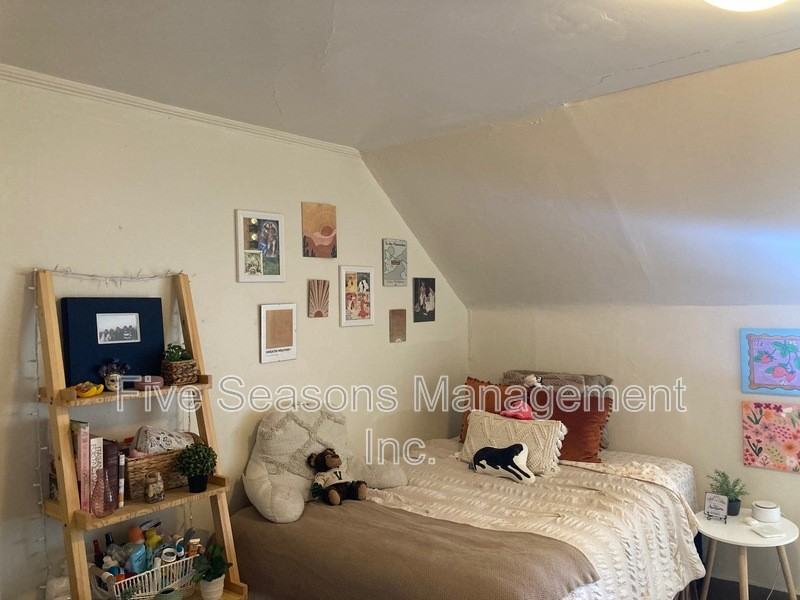 76 N Union St - Photo 2 of 15