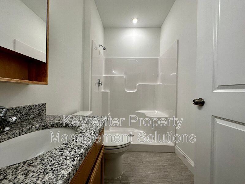 3445 Lee Hwy #202 - Photo 5 of 14