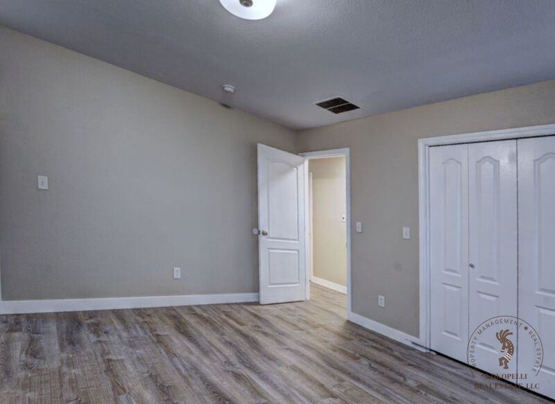 410 29 1/2 Rd - Photo 4 of 11