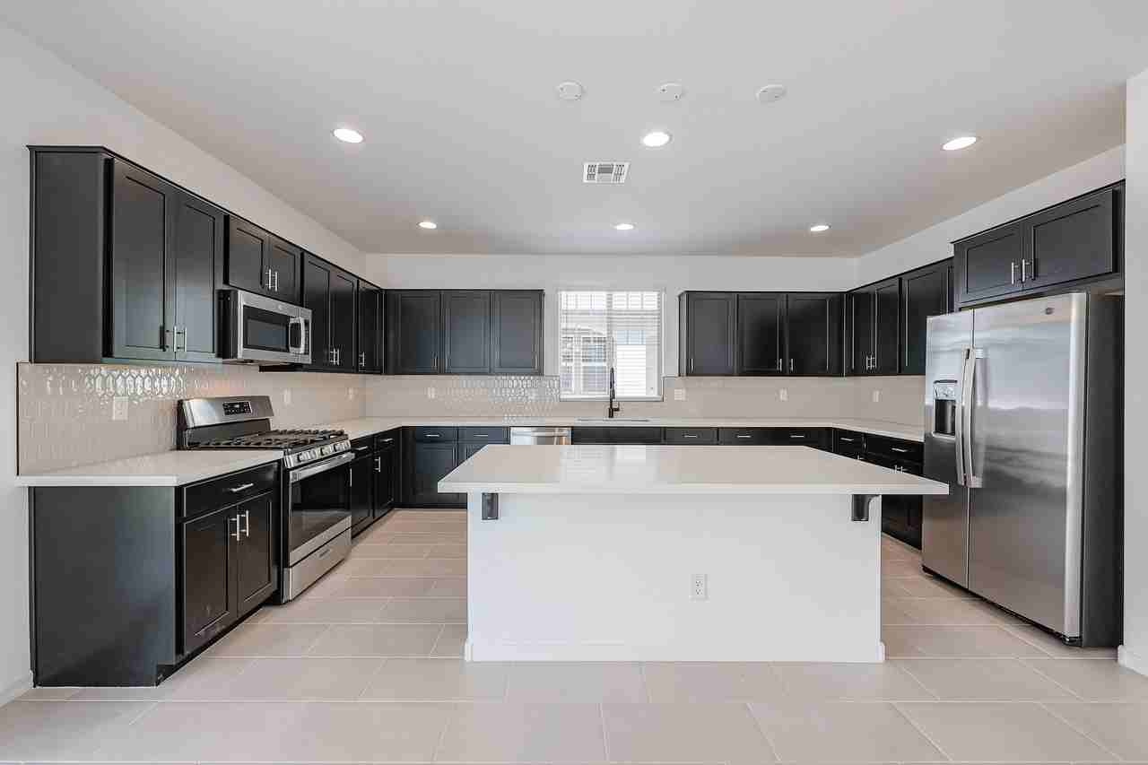 3768 N 99th Dr - Photo 2 of 42