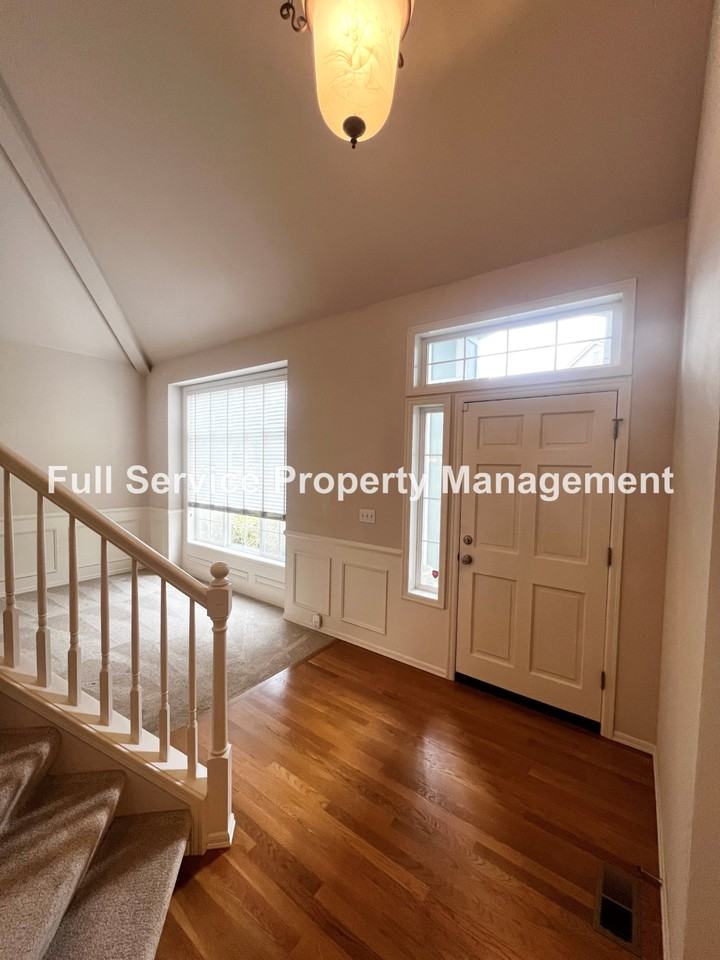 6208 116th Ave Se - Photo 3 of 29