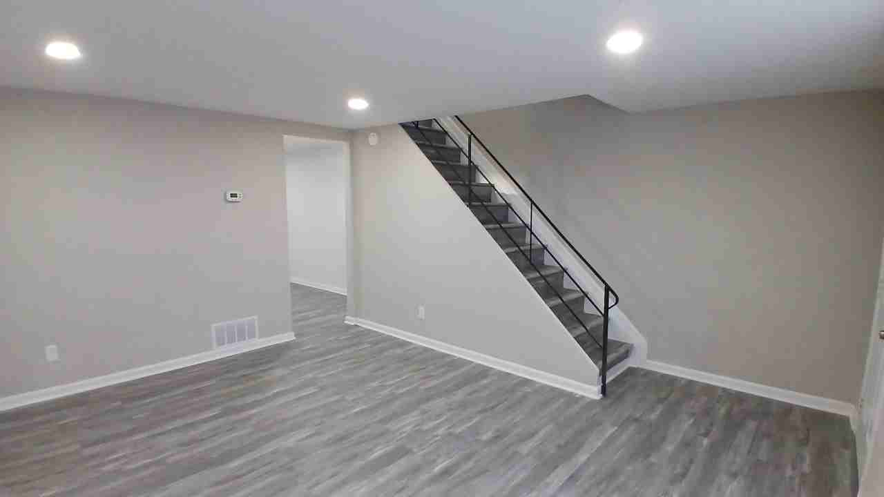 3040 Elizabeth Ave - Photo 5 of 13