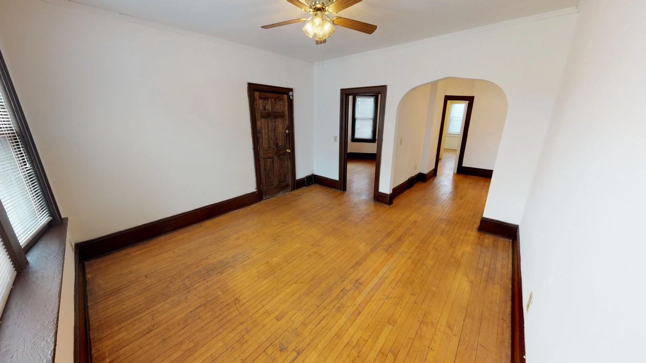 2303 N Oakland Ave - Photo 3 of 15