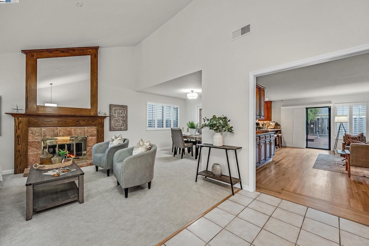 3212 Kemper Rd #NA - Photo 2 of 23