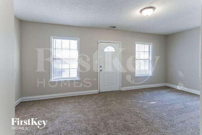 7053 Snyder Rd - Photo 3 of 15