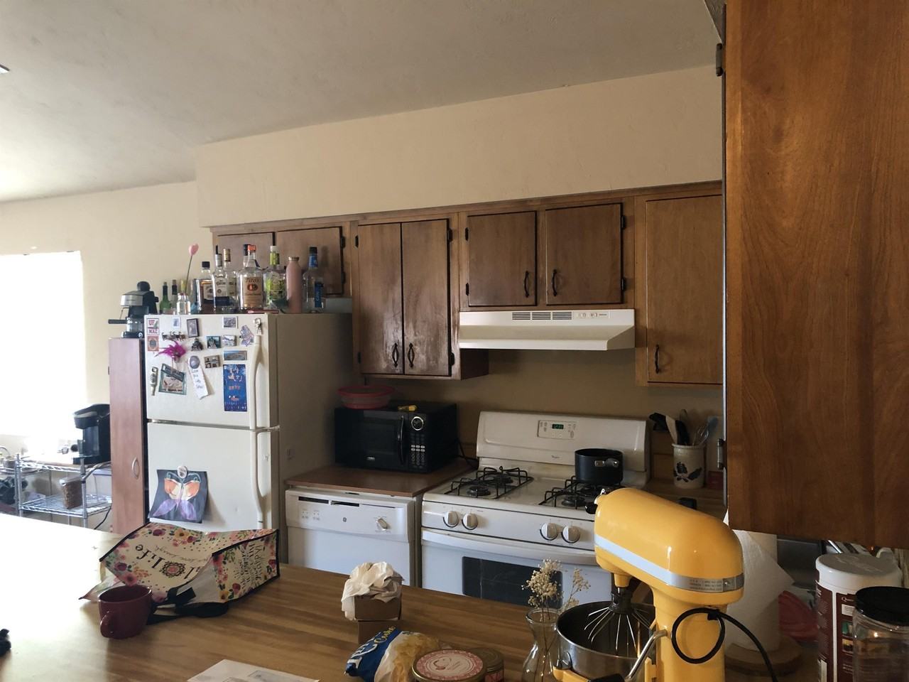 1143 SW 9th Avenue - Photo 4 of 9