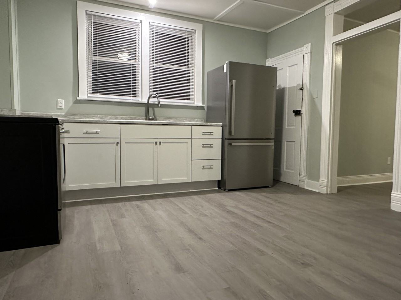 604 I Street - Photo 2 of 12