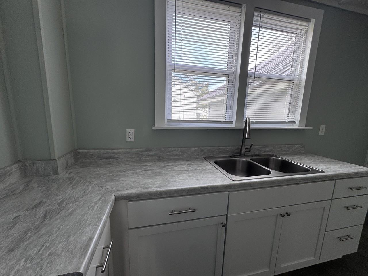 604 I Street - Photo 3 of 12