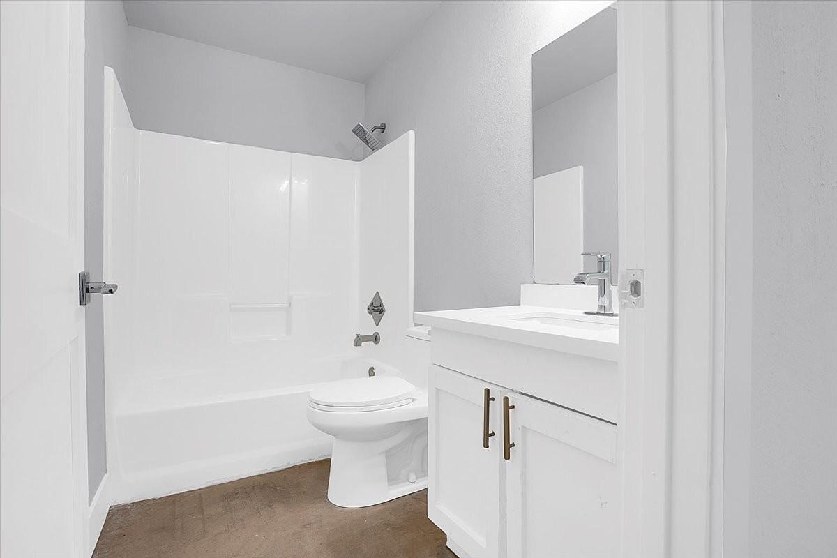 3101 33rd st - Photo 5 of 6