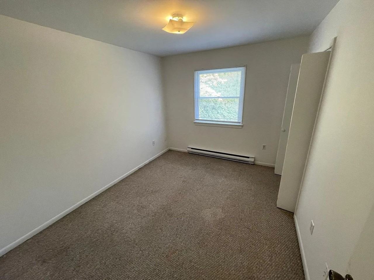 15 Brookeville Ter - Photo 2 of 15