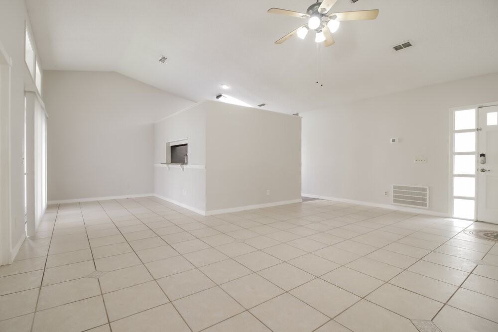 10064 Marguex Dr - Photo 3 of 16