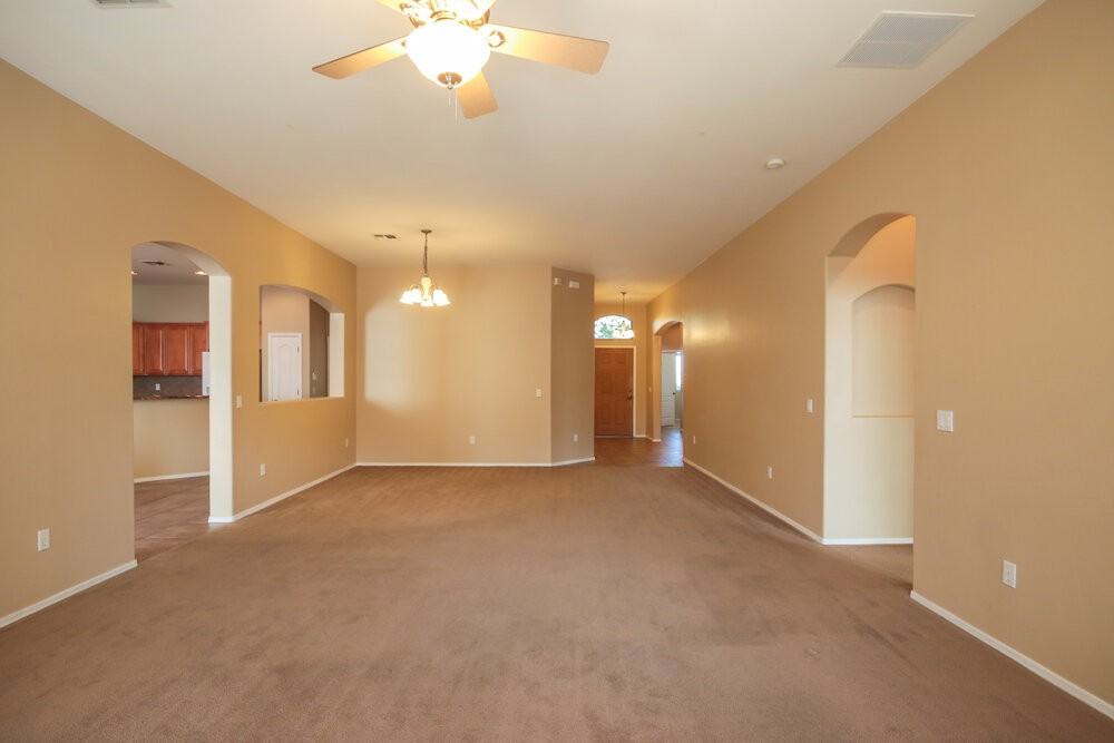 7129 W Autumn Gold Ct - Photo 4 of 18