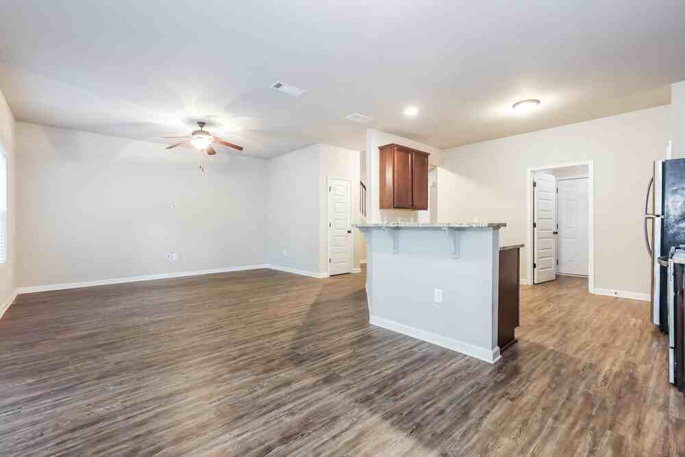 1859 Simmons Ln - Photo 7 of 17