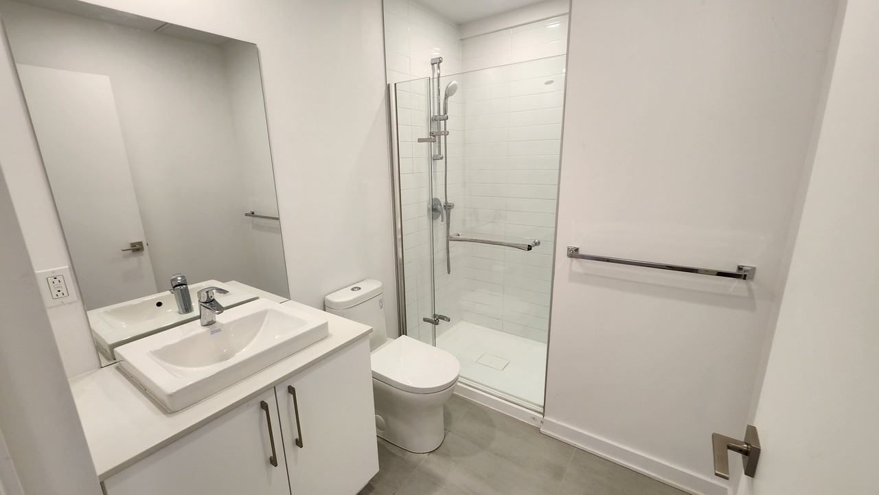 150 Rue King — photo 1