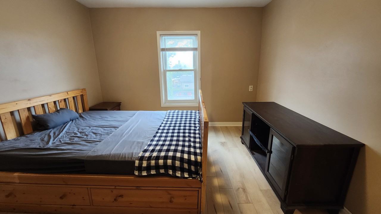 174 Arthur Street - Photo 3 of 11