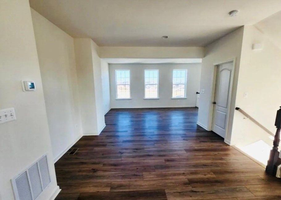 42 Stafford Pl - Photo 2 of 23