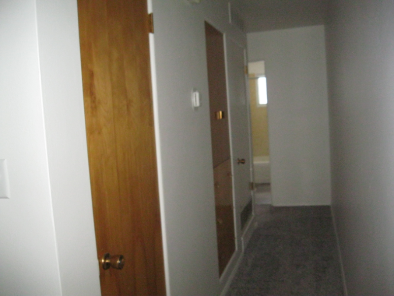 716 24Th St S - Photo 4 of 8