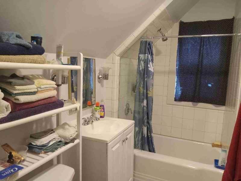 25 Spruce St - Photo 7 of 8