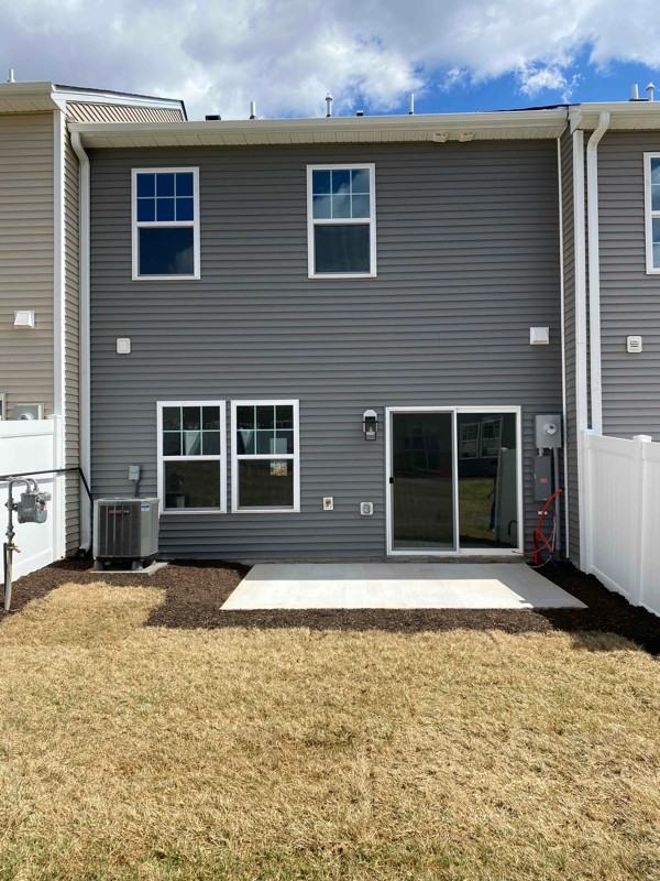 209 Sunbird Ln - Photo 4 of 23