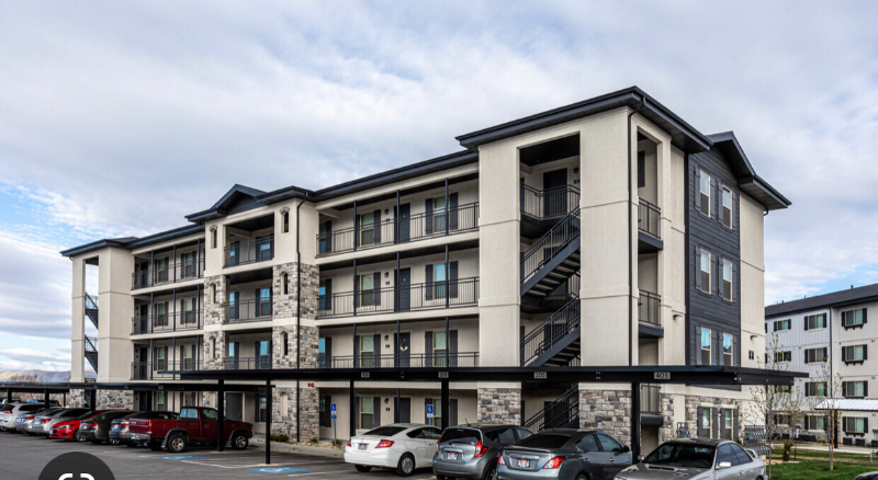 1700 Sandhill Rd #F403