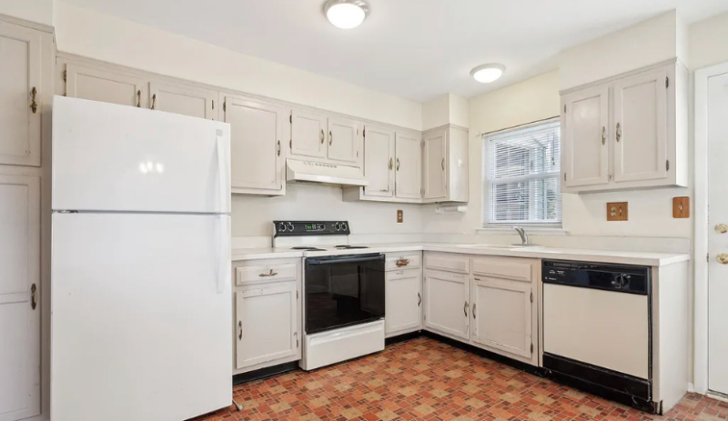 30 Saint Davids Pl - Photo 3 of 6