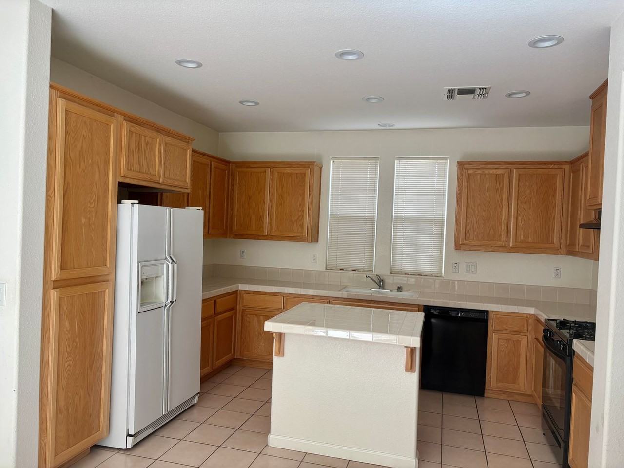 4996 Madamin Way - Photo 3 of 9