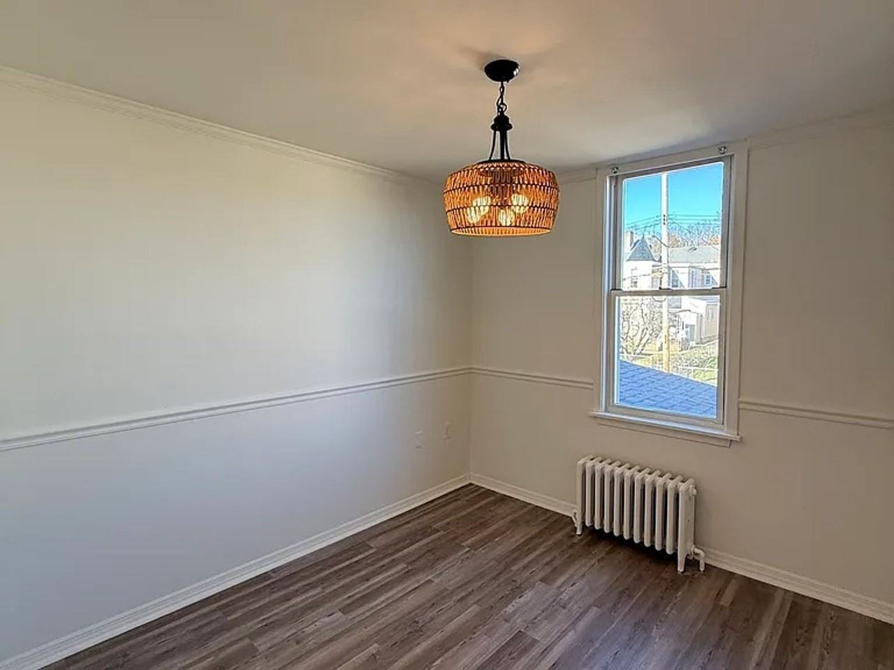 1841 Chislett St - Photo 3 of 12